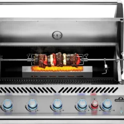 Napoleon Serie 700 38 RB Encastrar BIG38RBPSS -Ofertas Sabores BBQ Tienda BIG38RB Grillhead Str Open KnobsLit BurnerOn Rotisserie WithFood 1