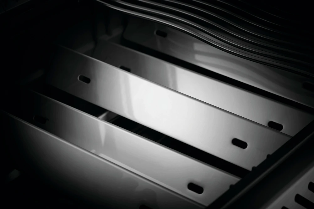 Napoleon Rogue SE 425 Inox. Quemador Lateral Y Trasero - Imagen 4