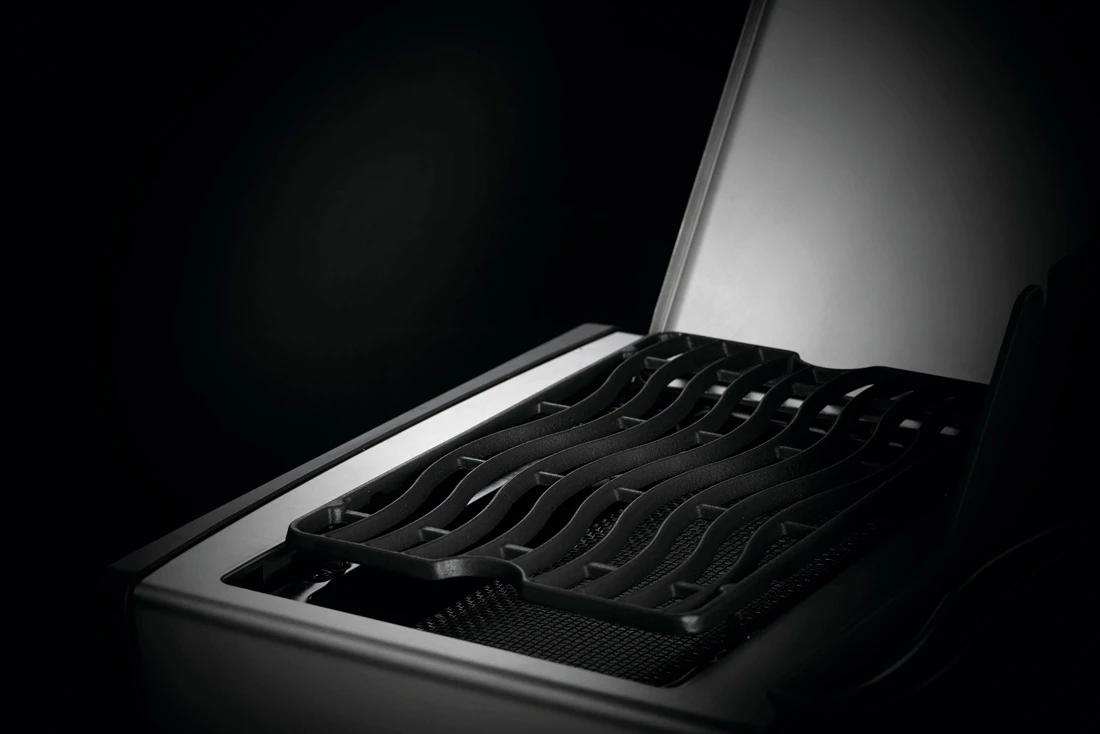 Napoleon Rogue SE 625 Negra Quemador Lateral Y Trasero - Imagen 11