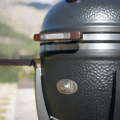 Kamado Monolith LeChef Avantgarde Con Carro -Ofertas Sabores BBQ Tienda ezgif.com webp to jpg 4